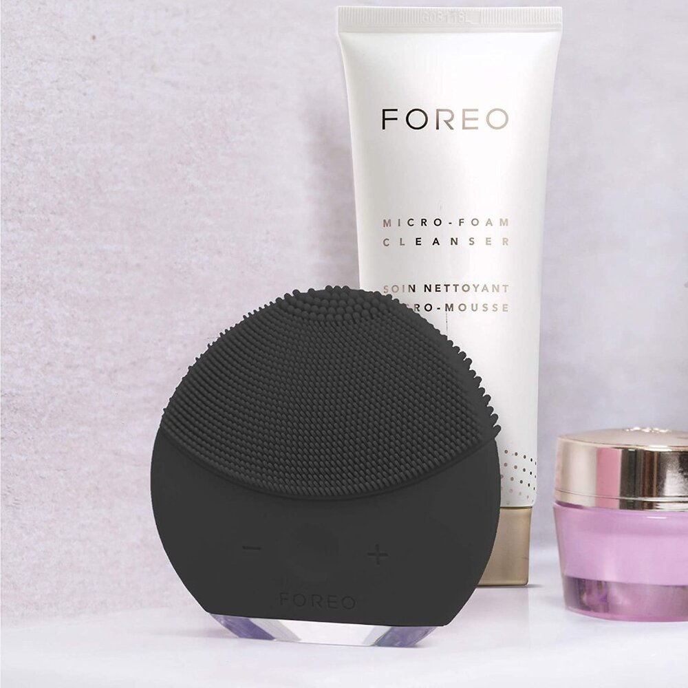 FOREO Sweden LUNA mini 2 Sonic Facial Cleansing Brush for Every Skin Type NEW!